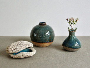 8 mini object-urn, vase, pebblebox